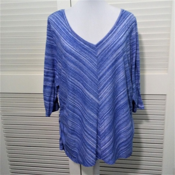 Lane Bryant 3/4 Sleeve V Neck Tee Side Gathers - Picture 1 of 8